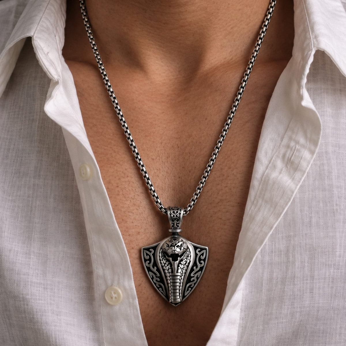 The Men Thing SS Pendant/ Necklace COBRA THE KING - Alloy Pendant with Stainless Steel 24inch Round Box Chain, European trending Style for Men & Boy