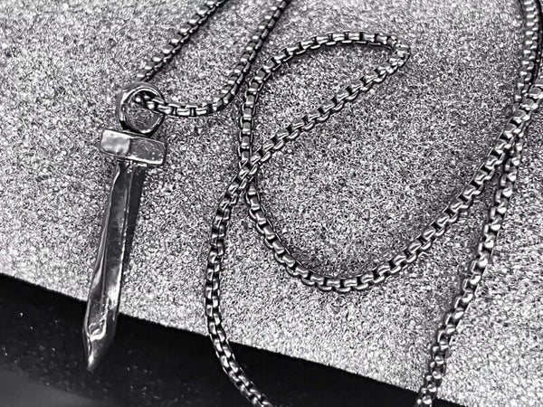 డార్క్‌నెయిల్ - పురుషుల కోసం స్వచ్ఛమైన స్టెయిన్‌లెస్ స్టీల్ 24 అంగుళాల చైన్‌తో అల్లాయ్ లాకెట్టు, యూరోపియన్ ట్రెండింగ్ స్టైల్ - పురుషులు & అబ్బాయిల కోసం రౌండ్ బాక్స్ చైన్