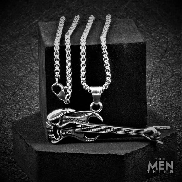 डेड गिटार - पुरुषों और लड़कों के लिए 24 इंच गोल बॉक्स चेन के साथ शुद्ध टाइटेनियम स्टील पेंडेंट