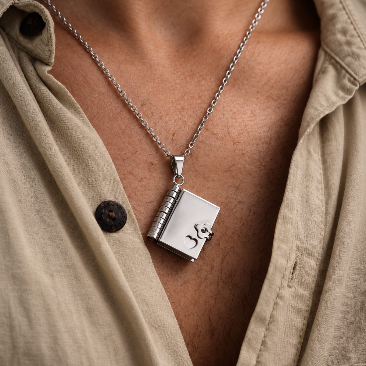 THE MEN THING SS Pendant/ Necklace DIARY LOCKET - 18mm Pure Titanium Steel Pendant with 3mm Chain for Men & Boys (17 to 19 inch Adjustable Cable Chain)