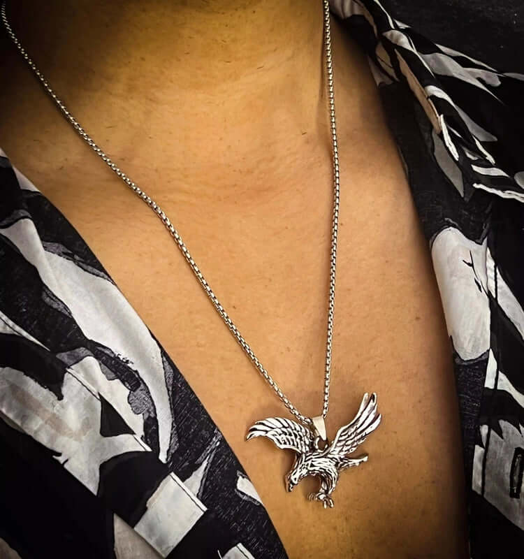 THE MEN THING SS Pendant/ Necklace EAGLE-SHARP - Alloy Pendant with Pure Stainless Steel 24inch Round Body Chain, European trending Style for Men & Boy