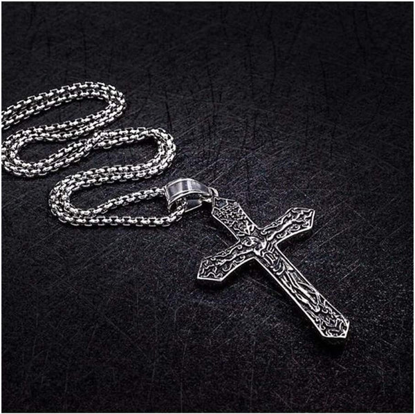 ఫెయిత్‌క్రాస్ (T) - స్టెయిన్‌లెస్ స్టీల్‌తో కూడిన స్వచ్ఛమైన టైటానియం స్టీల్ లాకెట్టు 24 అంగుళాల రౌండ్ బాక్స్ చైన్, పురుషులు & అబ్బాయిల కోసం యూరోపియన్ ట్రెండింగ్ స్టైల్