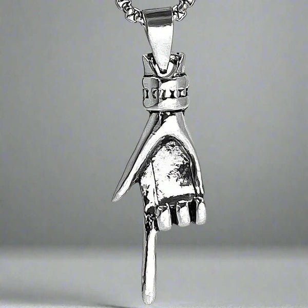 సంజ్ఞ - స్వచ్ఛమైన స్టెయిన్‌లెస్ స్టీల్ 24 అంగుళాల రౌండ్ బాక్స్ చైన్‌తో అల్లాయ్ లాకెట్టు, పురుషులు & అబ్బాయిల కోసం అమెరికన్ ట్రెండింగ్ స్టైల్