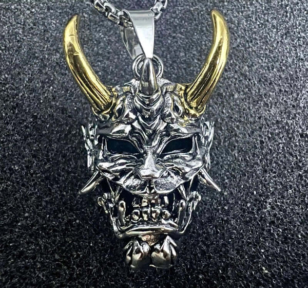 గోల్డెన్ హార్న్ - స్టెయిన్‌లెస్ స్టీల్‌తో అల్లాయ్ లాకెట్టు 24 అంగుళాల రౌండ్ బాక్స్ చైన్, పురుషులు & అబ్బాయిల కోసం యూరోపియన్ ట్రెండింగ్ స్టైల్