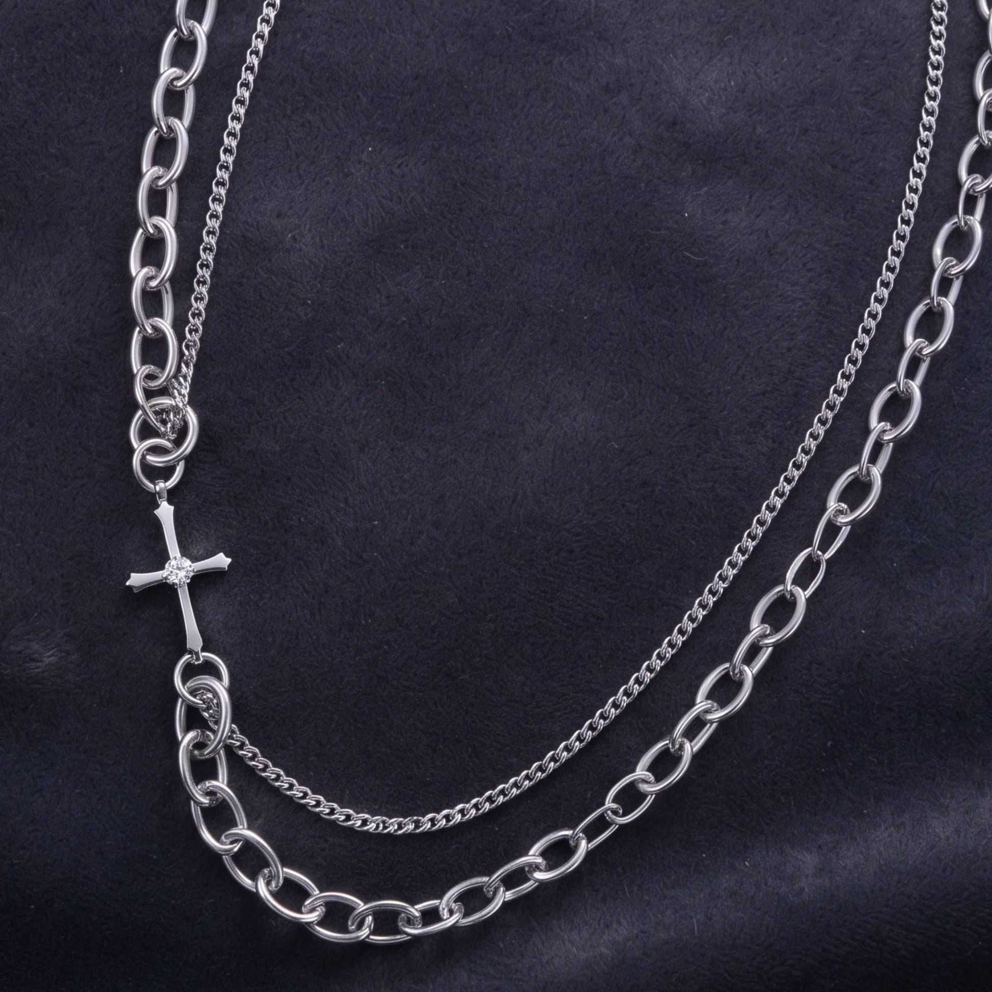 THE MEN THING SS Pendant/ Necklace HALO LINK - Titanium Steel Pendant with 8mm Chain for Men & Boys (21inch)