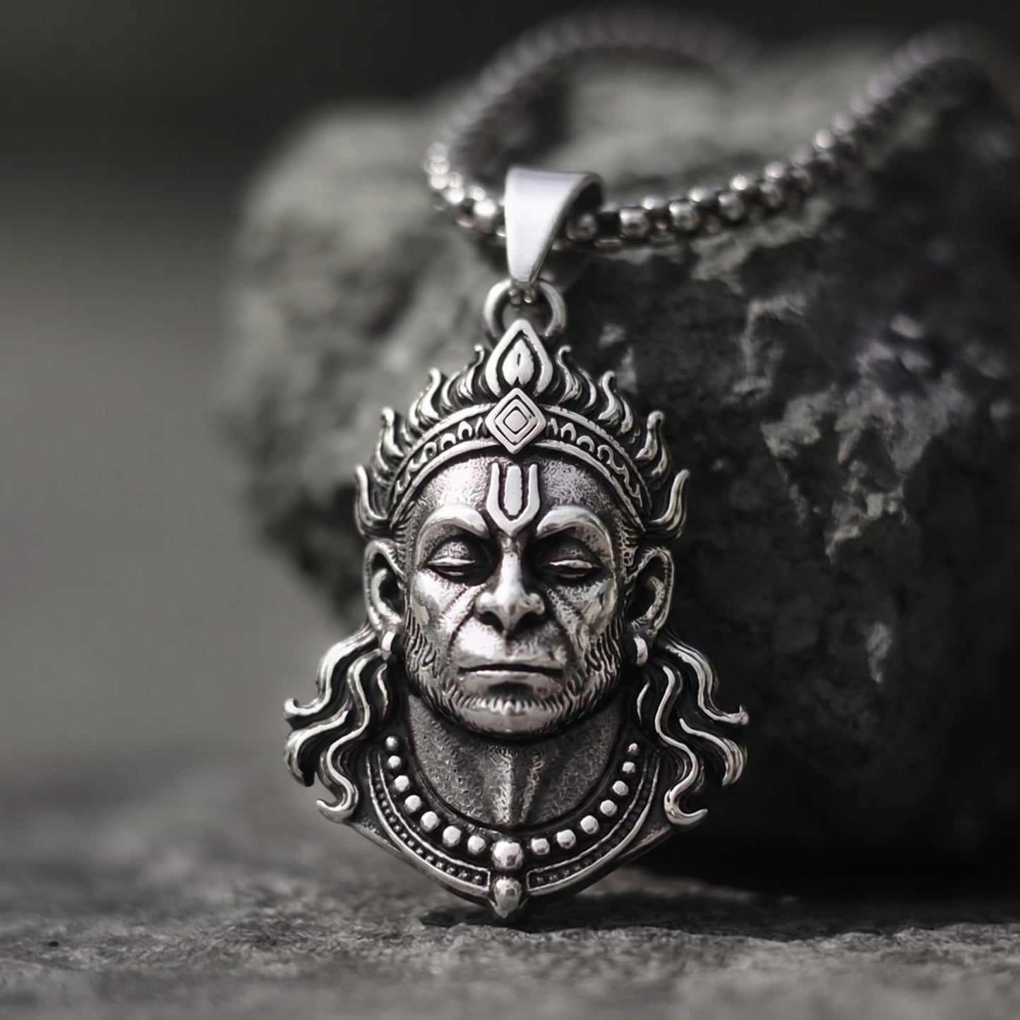 THE MEN THING SS Pendant/ Necklace HANUMAN LEGACY - Pure Vintage Pure Steel Pendant with 24inch Round Box 5mm Chain for Men & Boys