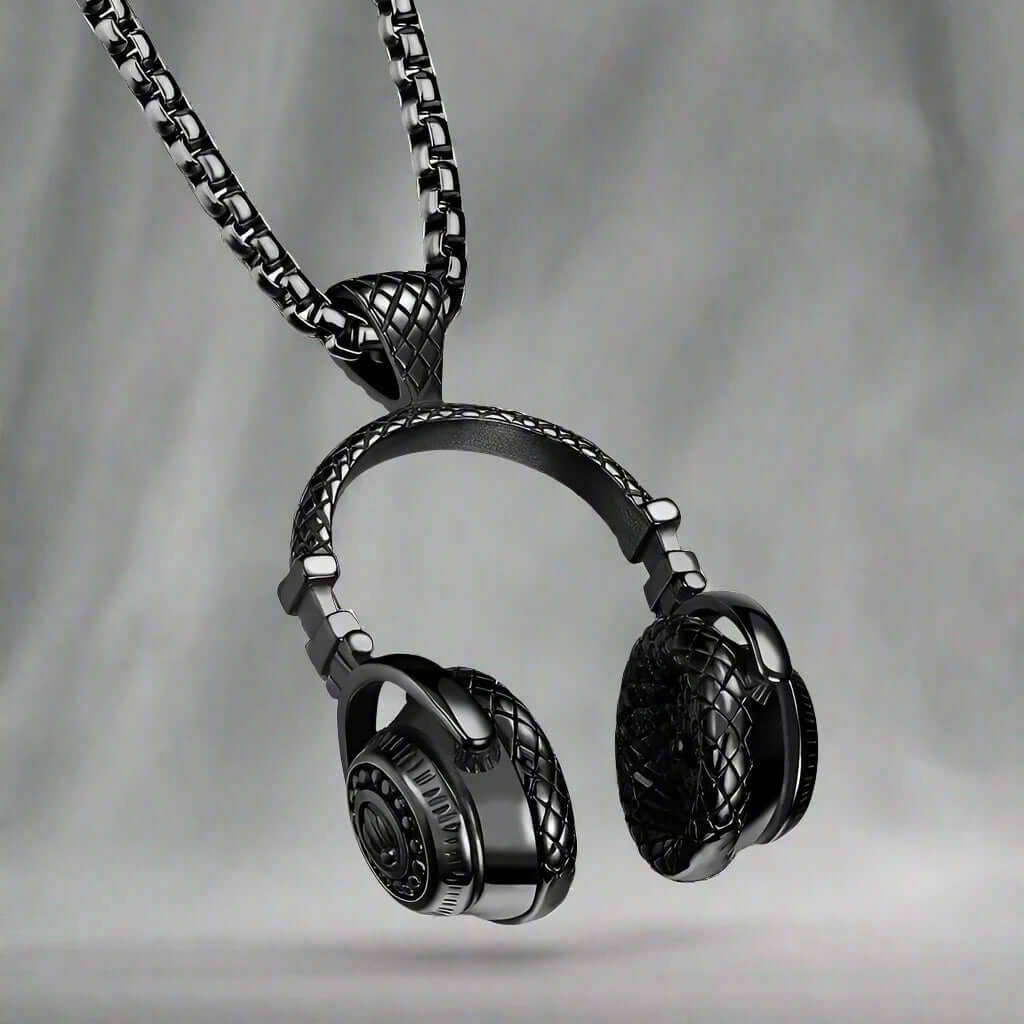 THE MEN THING SS Pendant/ Necklace HEADPHONE BLACK (A) -  Alloy Pendant with Stainless Steel 24inch Round Box Chain for Men, American trending Style for Men & Boy