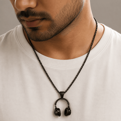 THE MEN THING SS Pendant/ Necklace HEADPHONE BLACK - Titanium Steel Pendant with 24inch Round Box Chain for Men & Boys
