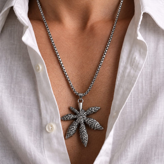THE MEN THING SS Pendant/ Necklace HEMP-LEAF - Alloy Pendant with Pure Stainless Steel  24inch Round Box Chain, European trending Style for Men & Boys
