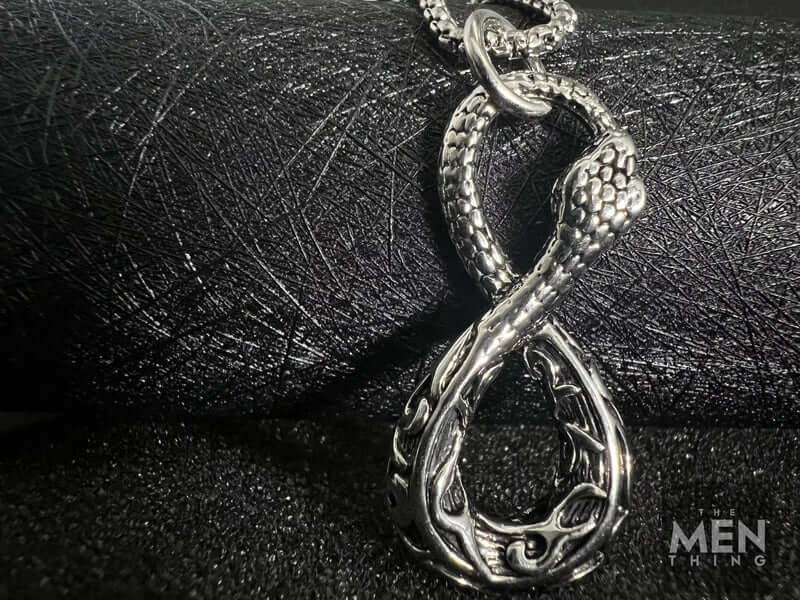 THE MEN THING SS Pendant/ Necklace INFINITY SNAKE -  Alloy Pendant with Pure Stainless Steel 24inch Round Box Chain, European trending Style for Men & Boy