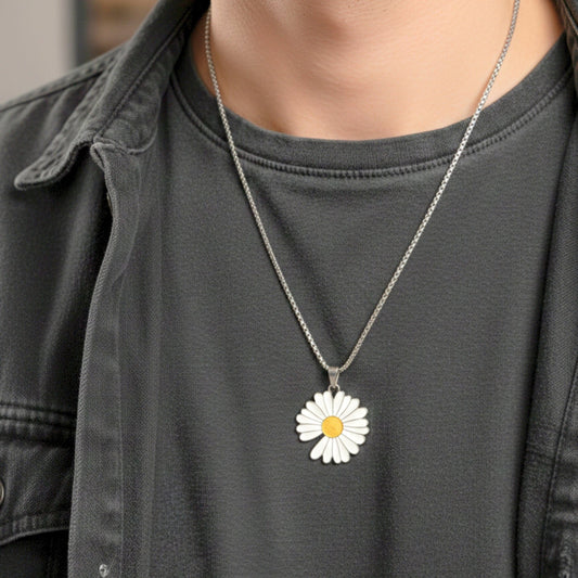 THE MEN THING SS Pendant/ Necklace IVORY BLOOM DAISY - 35mm Pure Titanium Steel Pendant with 23inch Round Box 4mm Chain for Men & Boys