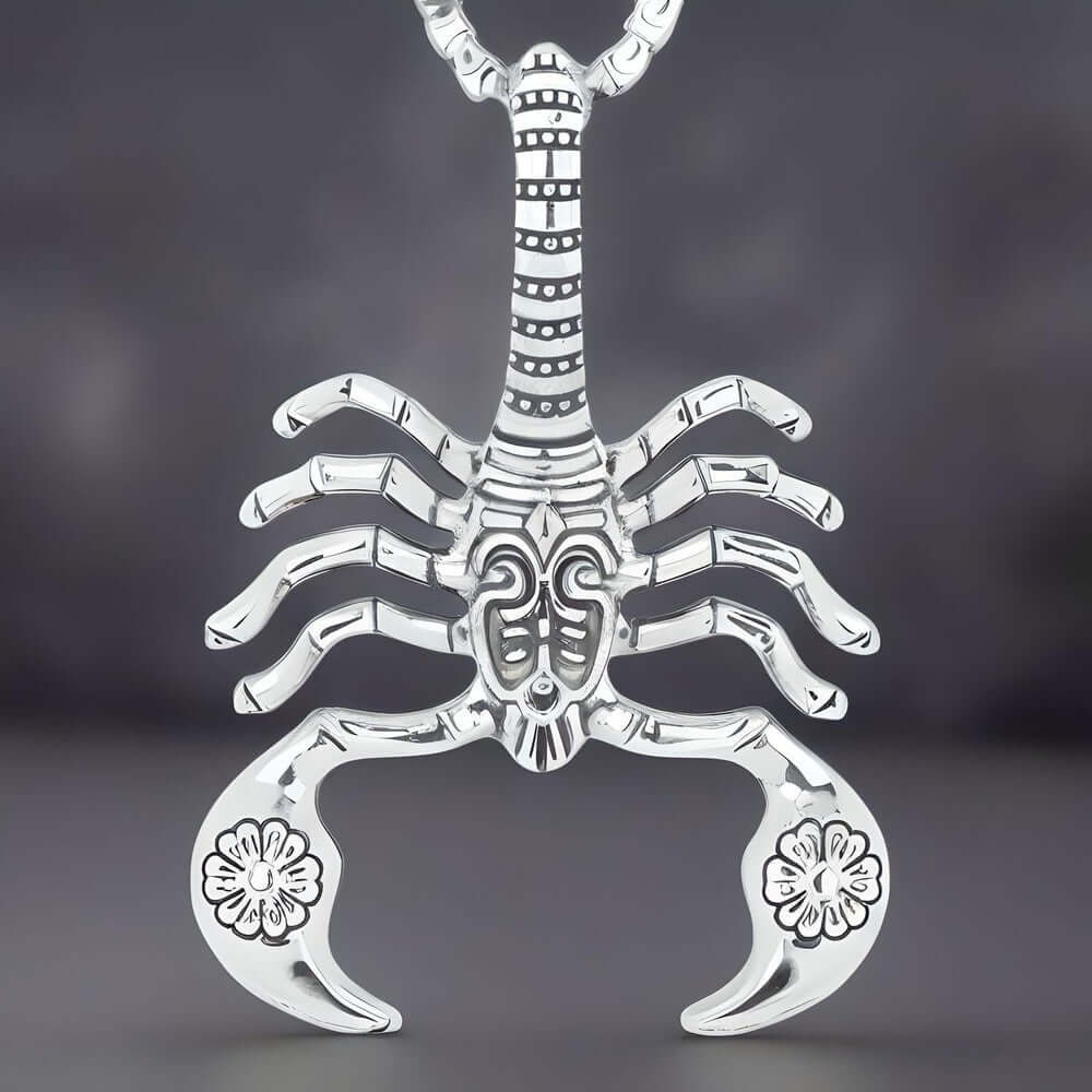 THE MEN THING SS Pendant/ Necklace KINGSCORP - Alloy  Scorpion Pendant with Pure Stainless Steel 24inch Round Box Chain, European trending Style for Men & Boys