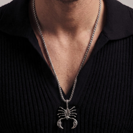 THE MEN THING SS Pendant/ Necklace KINGSCORP - Alloy  Scorpion Pendant with Pure Stainless Steel 24inch Round Box Chain, European trending Style for Men & Boys