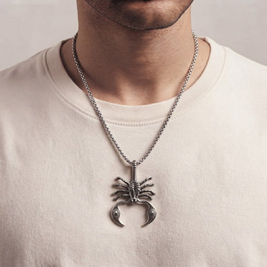 THE MEN THING SS Pendant/ Necklace KINGSCORP - Alloy  Scorpion Pendant with Pure Stainless Steel 24inch Round Box Chain, European trending Style for Men & Boys