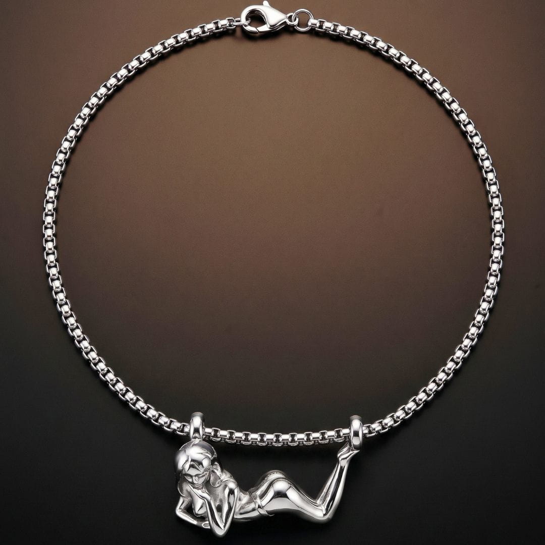 THE MEN THING SS Pendant/ Necklace LADY POSE - 45mm Titanium Steel Pendant with Adjustable Round Box 4mm Chain for Men & Boys (23inch)