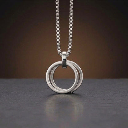 THE MEN THING SS Pendant/ Necklace LINKED CIRCLE - 24mm Titanium Steel Pendant with 27inch Round Box 4mm Chain for Men & Boys