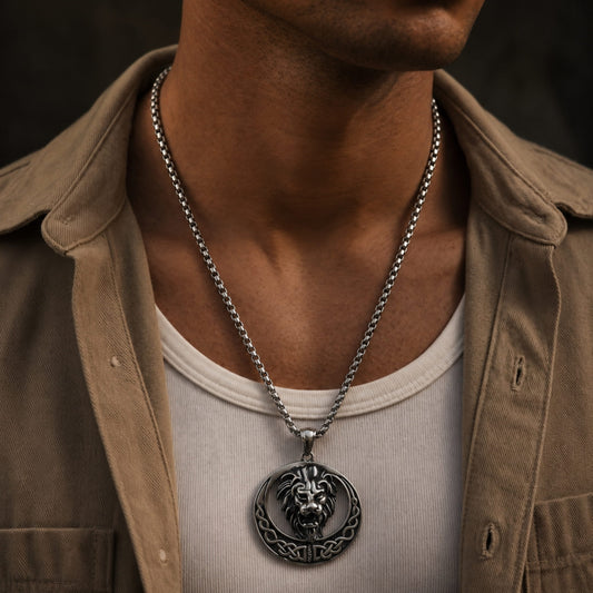 THE MEN THING SS Pendant/ Necklace LION KINGDOM -  Pure Titanium Steel Pendant with 24inch Round Box Chain for Men & Boys