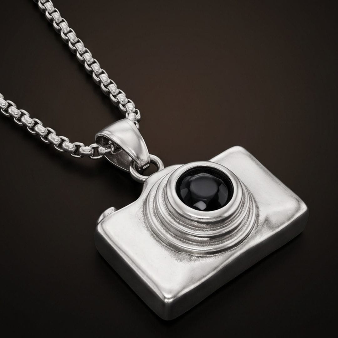 THE MEN THING SS Pendant/ Necklace PHOTO SNAP - 13mm Stainless Steel Pendant with 24inch Round Box 2mm Chain for Men & Boys
