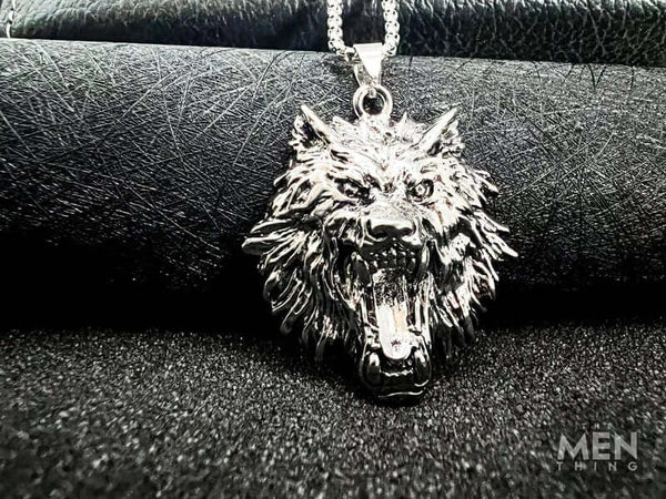 రోరింగ్ కింగ్ - స్వచ్ఛమైన స్టెయిన్‌లెస్ స్టీల్ 24 అంగుళాల రౌండ్ బాక్స్ చైన్‌తో అల్లాయ్ లాకెట్టు, పురుషులు & అబ్బాయిల కోసం యూరోపియన్ ట్రెండింగ్ స్టైల్