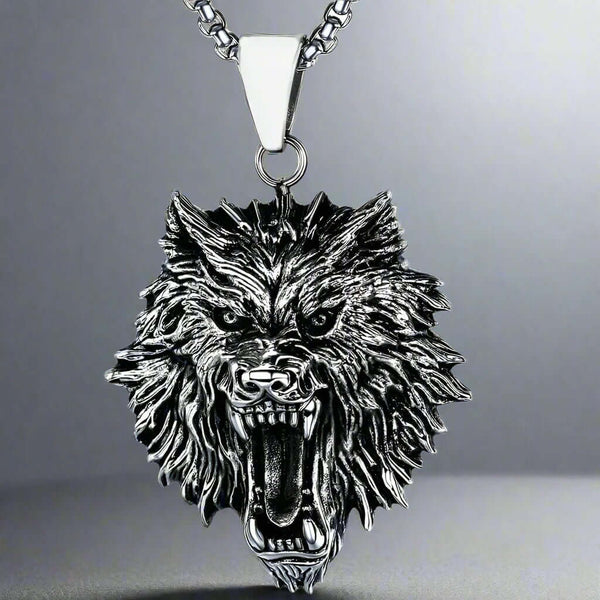 రోరింగ్ కింగ్ - స్వచ్ఛమైన స్టెయిన్‌లెస్ స్టీల్ 24 అంగుళాల రౌండ్ బాక్స్ చైన్‌తో అల్లాయ్ లాకెట్టు, పురుషులు & అబ్బాయిల కోసం యూరోపియన్ ట్రెండింగ్ స్టైల్