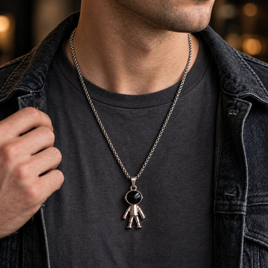 THE MEN THING SS Pendant/ Necklace ROBOT BUDDY - 20mm Pure Titanium Steel Pendant with 28inch Round Box 4mm Chain for Men & Boys