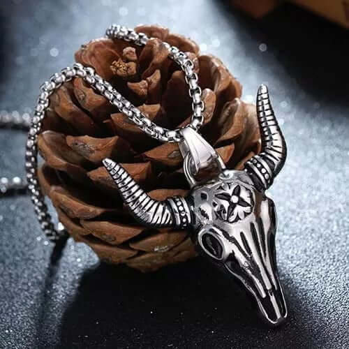 SHEEP HORN - Alloy Pendant with Pure Stainless Steel 24inch Round Box Chain, American trending Style for Men & Boy
