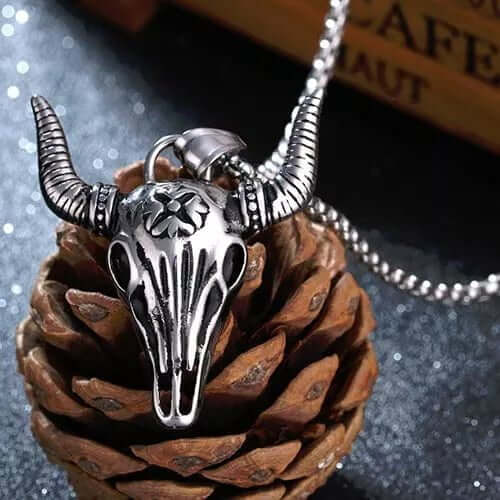 SHEEP HORN - Alloy Pendant with Pure Stainless Steel 24inch Round Box Chain, American trending Style for Men & Boy