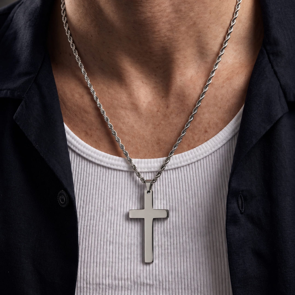 THE MEN THING SS Pendant/ Necklace SILVER AURUM CROSS - 26mm Titanium Steel Pendant with 23inch Twisted Rope 4mm Chain for Men & Boys