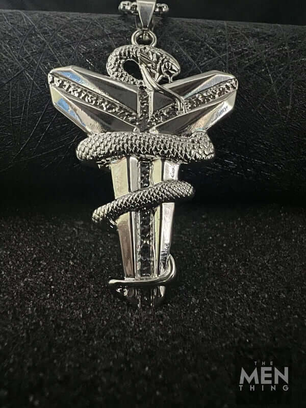 SILVER MAMBA - Alloy Pendant with Pure Stainless Steel  24inch Round Box Chain, European trending Style for Men & Boy