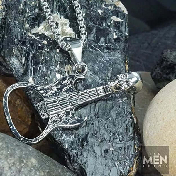 SKULLY GUITAR - शुद्ध स्टेनलेस स्टील 24 इंच गोल बॉक्स चेन के साथ मिश्र धातु गिटार खोपड़ी पेंडेंट, पुरुषों और लड़कों के लिए यूरोपीय ट्रेंडिंग स्टाइल