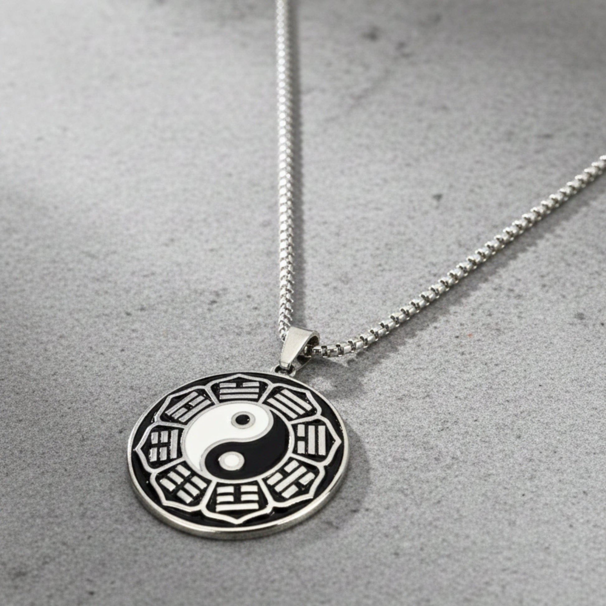 THE MEN THING SS Pendant/ Necklace TAOSPIRIT - 38mm Titanium Steel Pendant with 24inch Round Box 5mm Chain for Men & Boys