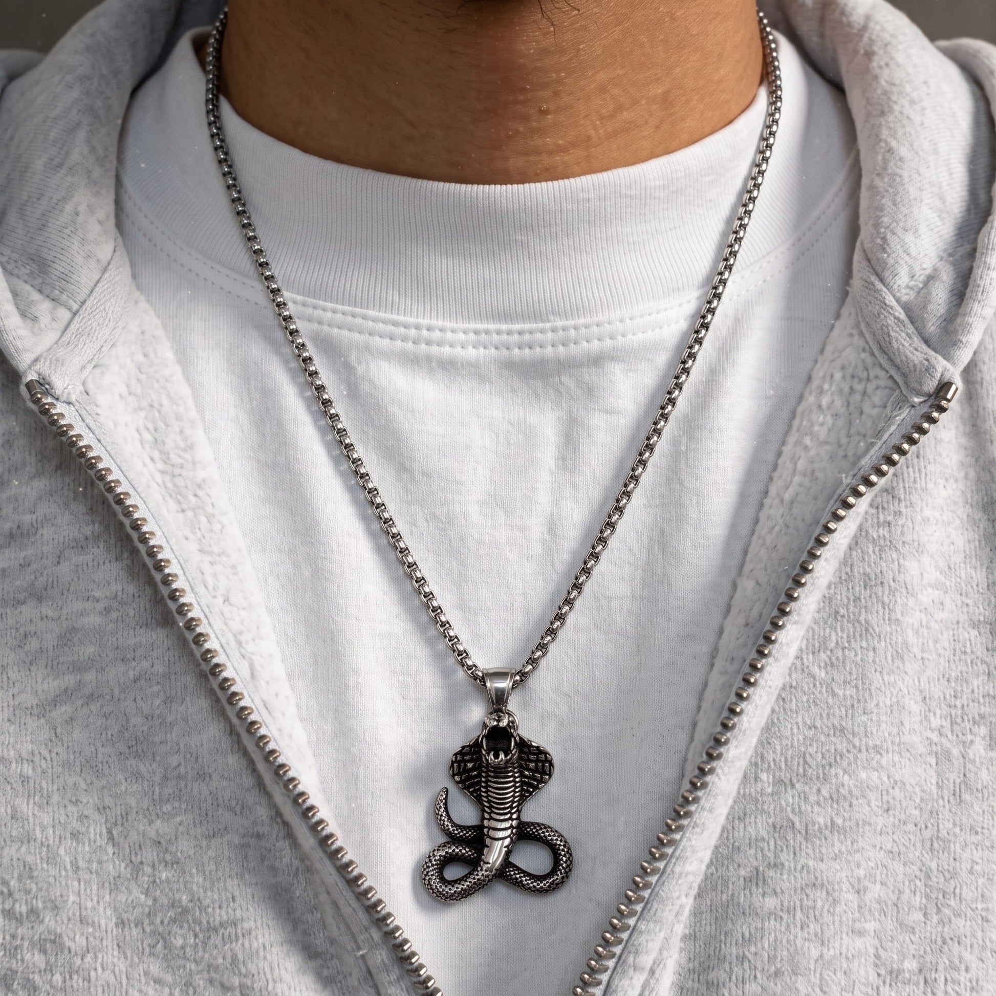 THE MEN THING SS Pendant/ Necklace THE KING, THE COBRA - Alloy Snake Pendant with Pure Stainless Steel  24inch Round Box Chain, European trending Style  for Men & Boy