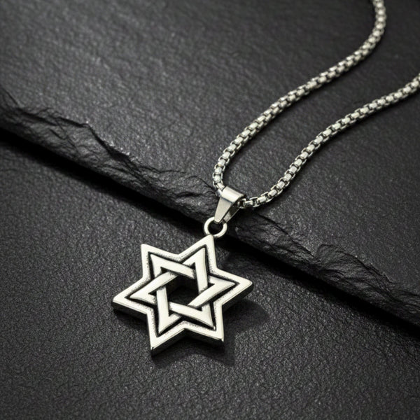 STAR LATTICE - 34mm Titanium Steel Pendant with 24inch Round Box 5mm Chain for Men & Boys