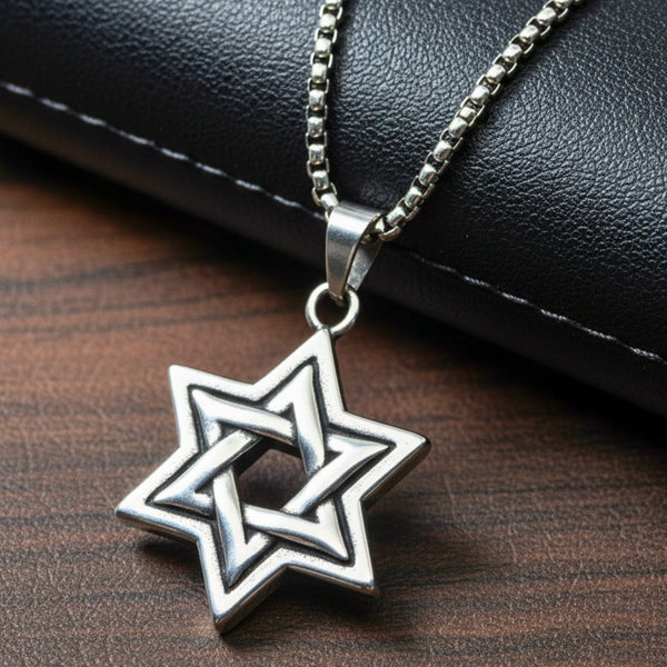 STAR LATTICE - 34mm Titanium Steel Pendant with 24inch Round Box 5mm Chain for Men & Boys