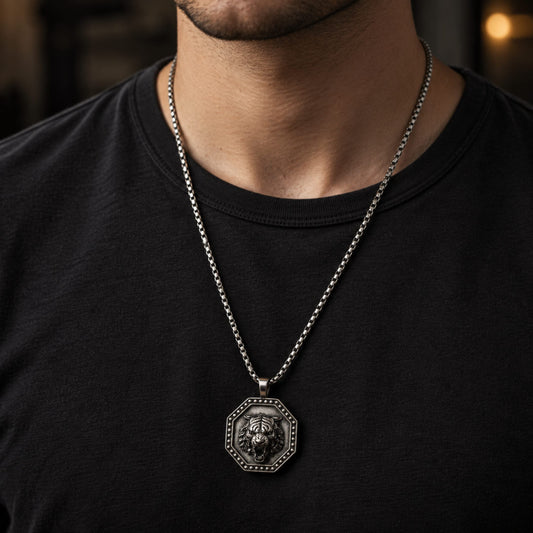 THE MEN THING SS Pendant/ Necklace TIGER FURY - 37mm Titanium Steel Pendant with 24inch Round Box 5mm Chain for Men & Boys