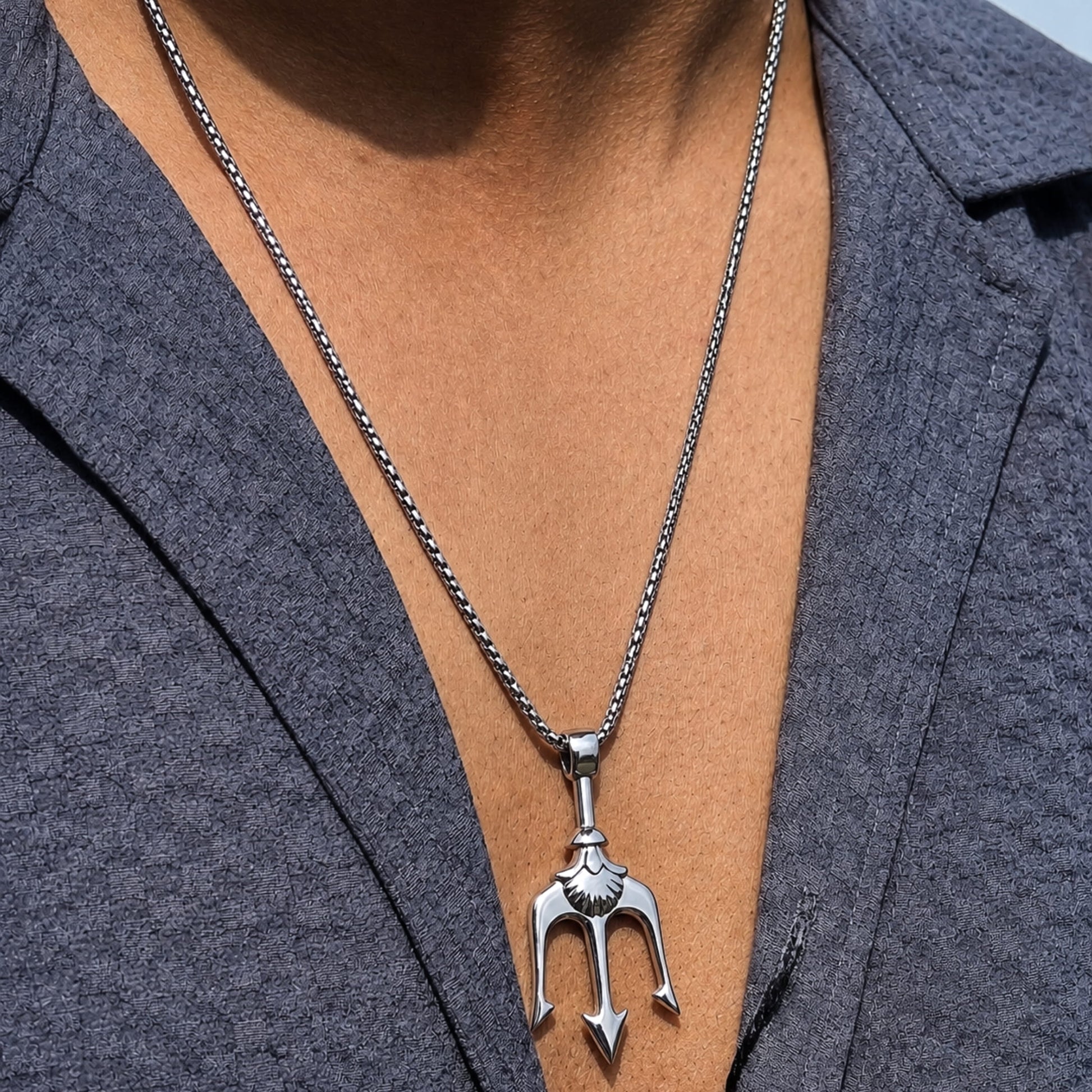 THE MEN THING SS Pendant/ Necklace TRINITY SHIVA - Alloy Pendant with Stainless Steel 24inch Round Box Chain, European trending Style for Men & Boy