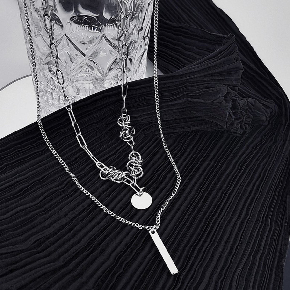 THE MEN THING SS Pendant/ Necklace TWIST CORE - 6mm Titanium Steel Pendant with 18inch to 20inch Adjustable Cable 6mm Chain for Men & Boys