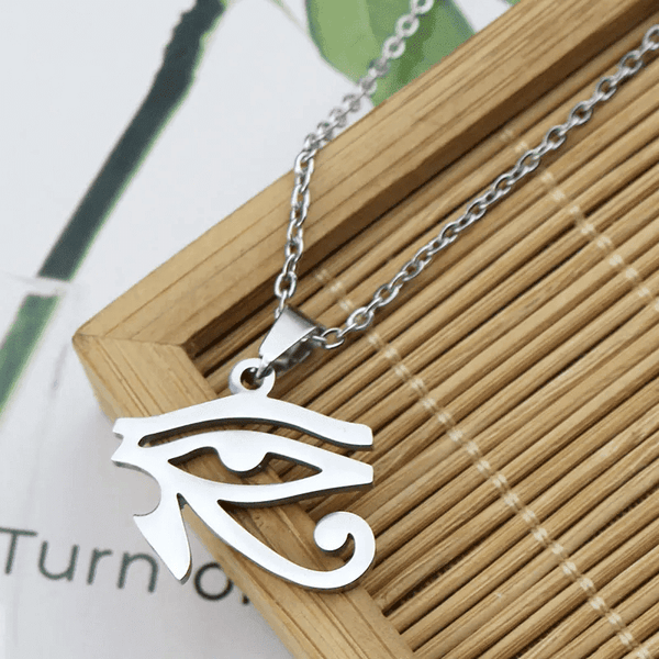 ఉద్జత్ ఐ సిల్వర్ - పురుషులు & అబ్బాయిల కోసం 24 అంగుళాల రౌండ్ బాక్స్ చైన్‌తో స్వచ్ఛమైన టైటానియం స్టీల్ లాకెట్టు