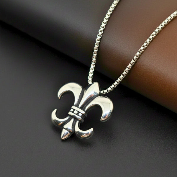 VALIANT FLEUR - 35mm Titanium Steel Pendant with 24inch Round Box 5mm Chain for Men & Boys