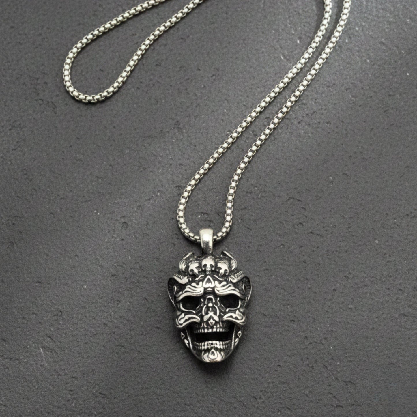 THE MEN THING SS Pendant/ Necklace VALKOR SKULL - 30mm Titanium Steel Pendant with 24inch Round Box 5mm Chain for Men & Boys