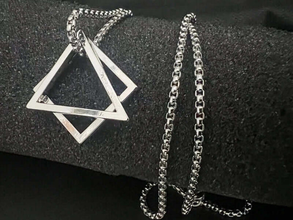 VICTORIOUS - Alloy Pendant with Pure Stainless Steel 24inch Round Box Chain, Milan trending Style for Men & Boy