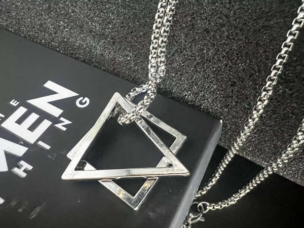 VICTORIOUS - Alloy Pendant with Pure Stainless Steel 24inch Round Box Chain, Milan trending Style for Men & Boy