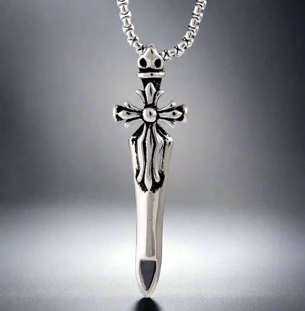 विजय तलवार - पुरुषों और लड़कों के लिए 24 इंच गोल बॉक्स चेन के साथ टाइटेनियम स्टील पेंडेंट