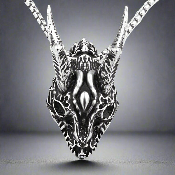 వారియర్ హార్న్ - స్వచ్ఛమైన స్టెయిన్‌లెస్ స్టీల్ 24 అంగుళాల రౌండ్ బాక్స్ చైన్‌తో అల్లాయ్ లాకెట్టు, పురుషులు & అబ్బాయిల కోసం అమెరికన్ ట్రెండింగ్ స్టైల్