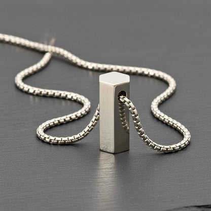 THE MEN THING SS Pendant with Chain GLINT CORE - 24inch Pure Stainless Steel  Round box Chain for Men, European trending Style for Men & Boy