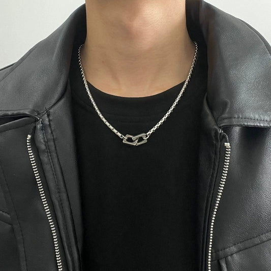 THE MEN THING SS Pendant with Chain NEXLOCK - 22mm Titanium Steel Pendant with 20 to 22inch 4mm Adjustable Round Box Chain for Men & Boys