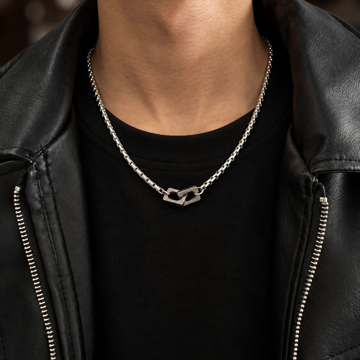 THE MEN THING SS Pendant with Chain NEXLOCK - 22mm Titanium Steel Pendant with 20 to 22inch 4mm Adjustable Round Box Chain for Men & Boys