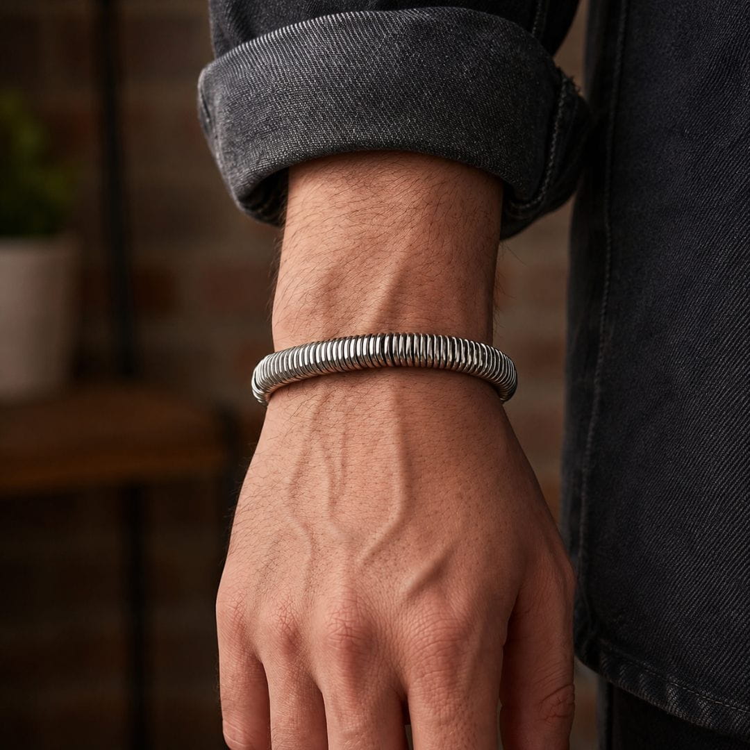 THE MEN THING Steel Bracelets COIL CORE - 8mm Titanium Steel Bracelet with Lobster Clasp for Men & Boy 7 inch