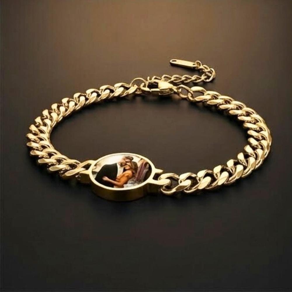 THE MEN THING Steel Bracelets FOREVER GOLDEN MEMORY - Pure Titanium Steel Adjustable Bracelet for Men & Boys