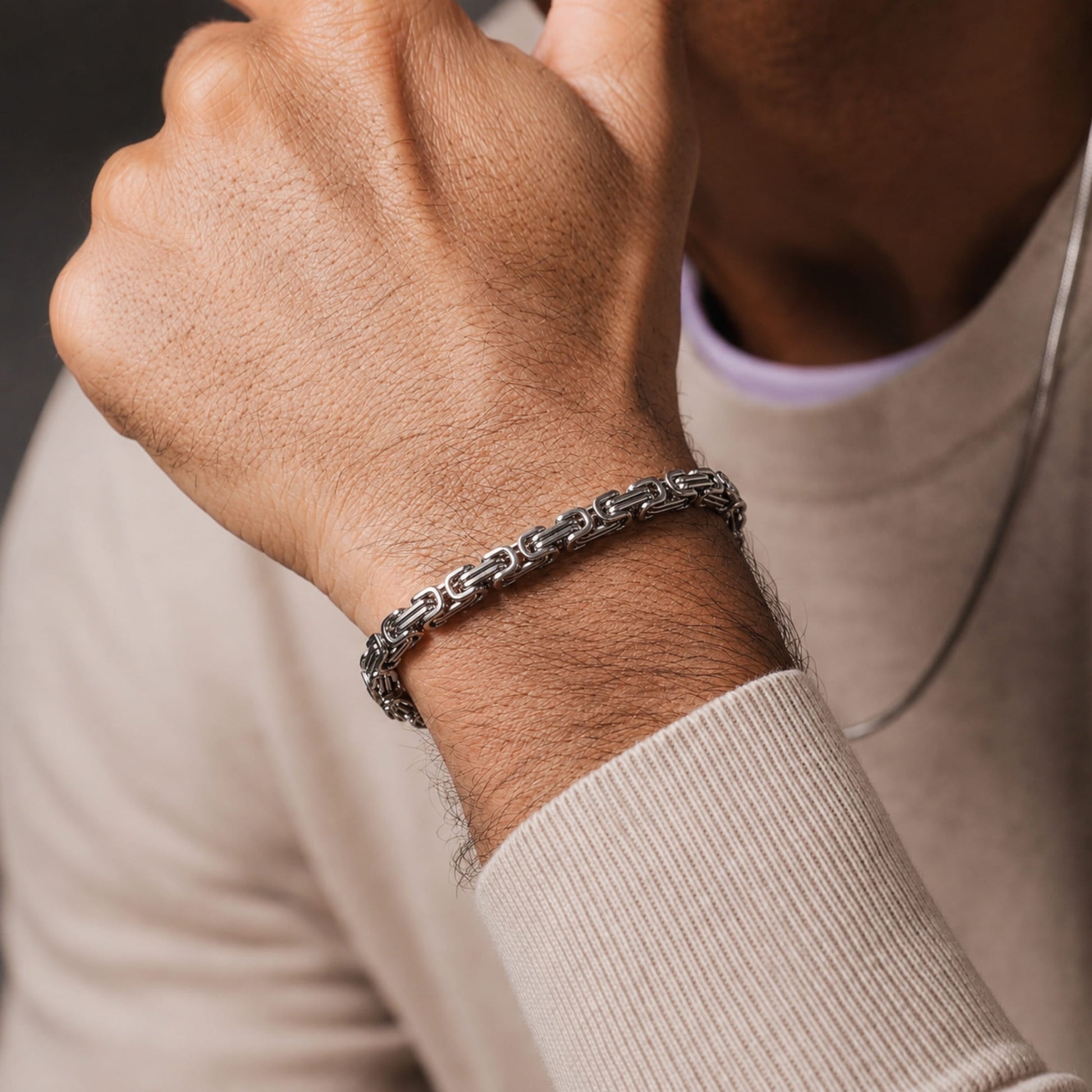 THE MEN THING Steel Bracelets MASCULINE BYZANTINE - 4mm Pure Stainless Steel Bracelet American trending Style, 7 to 9 inch with Lobster Claw Buckle for Men & Boys